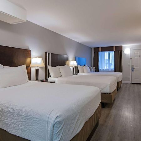 Travelodge By Wyndham Kamloops Mountview Buitenkant foto
