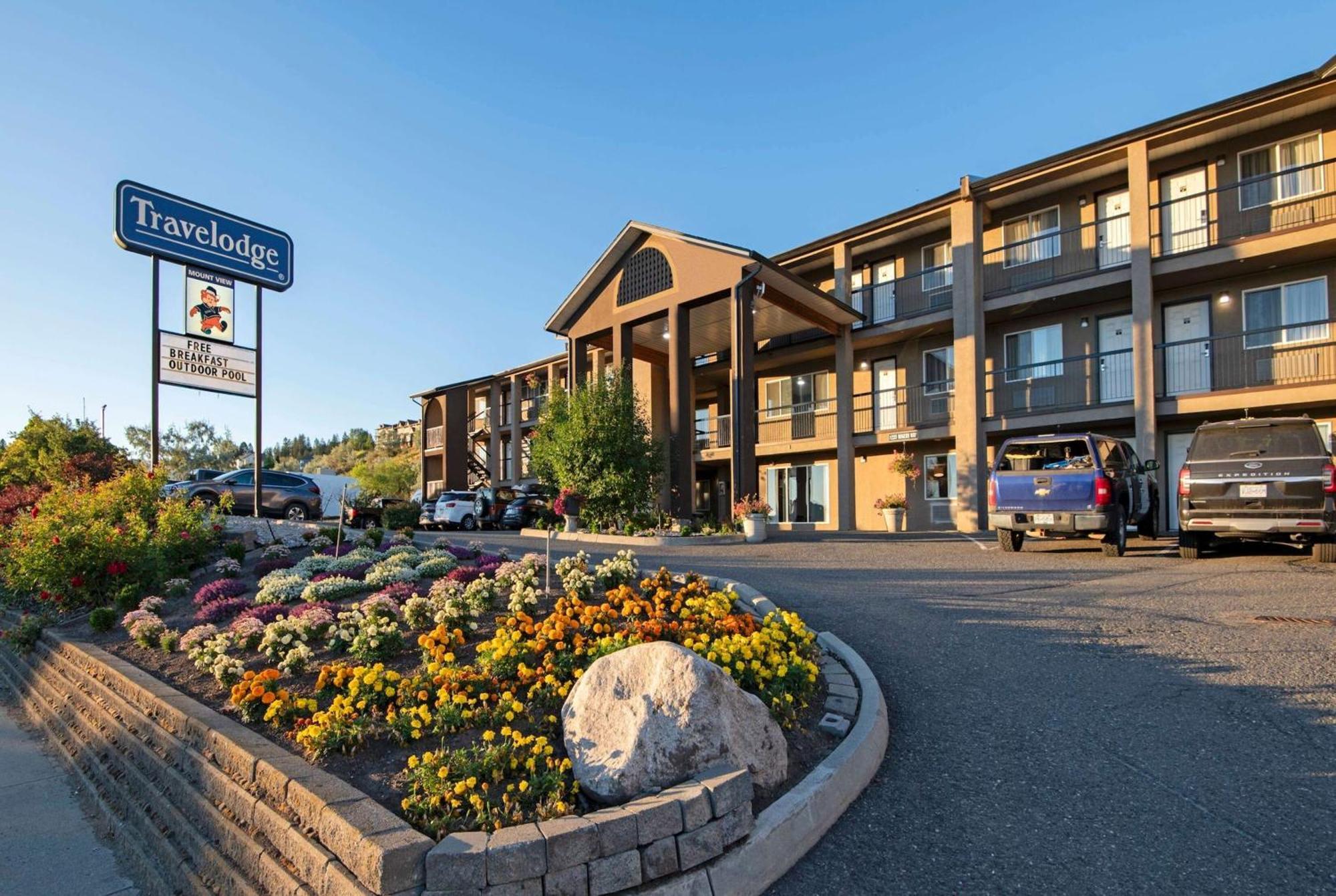 Travelodge By Wyndham Kamloops Mountview Buitenkant foto