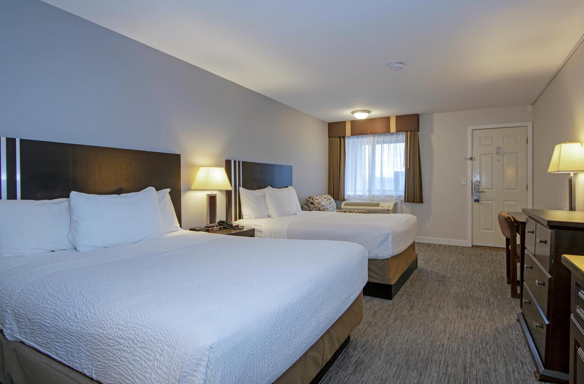 Travelodge By Wyndham Kamloops Mountview Buitenkant foto