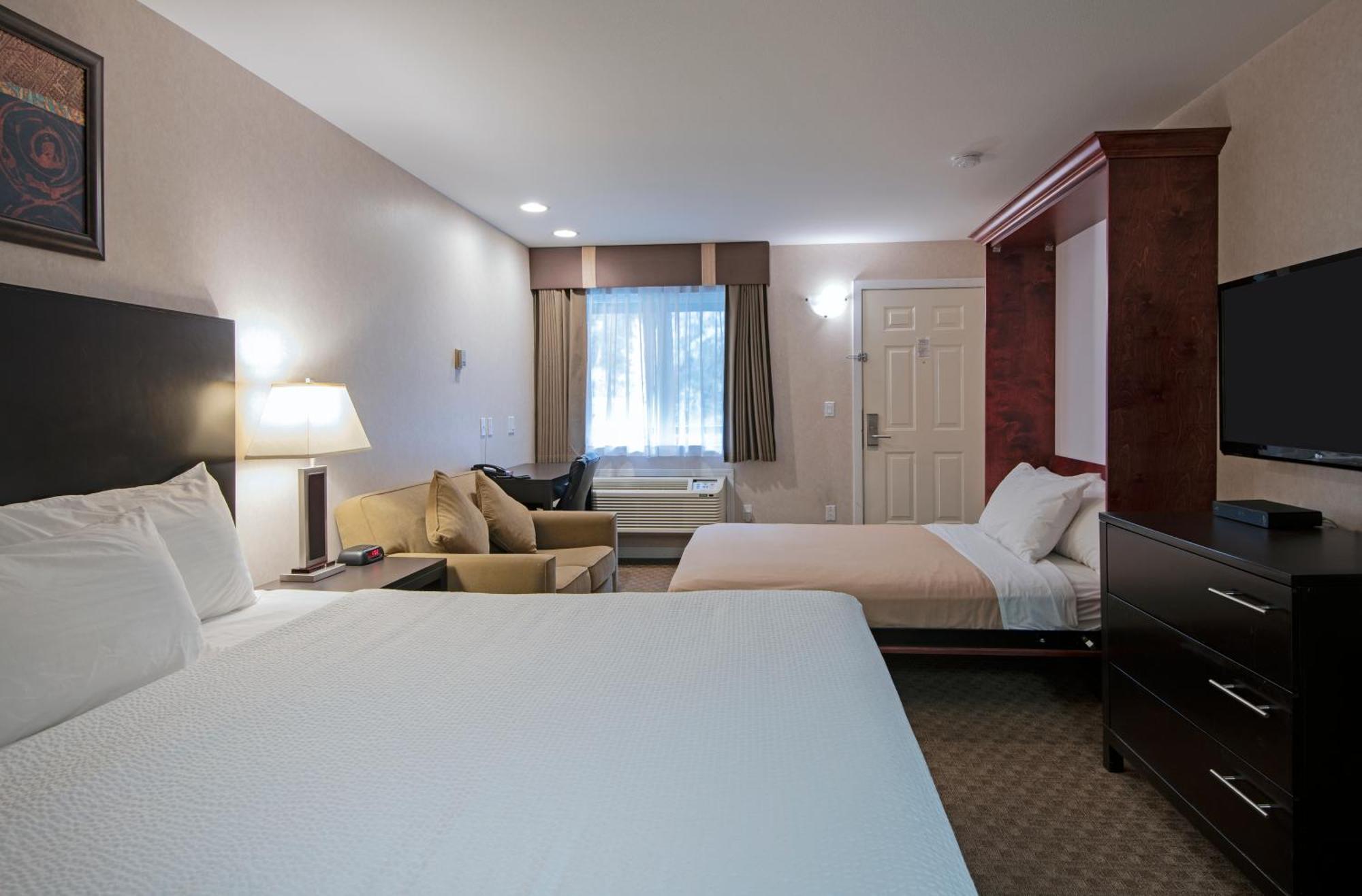Travelodge By Wyndham Kamloops Mountview Buitenkant foto