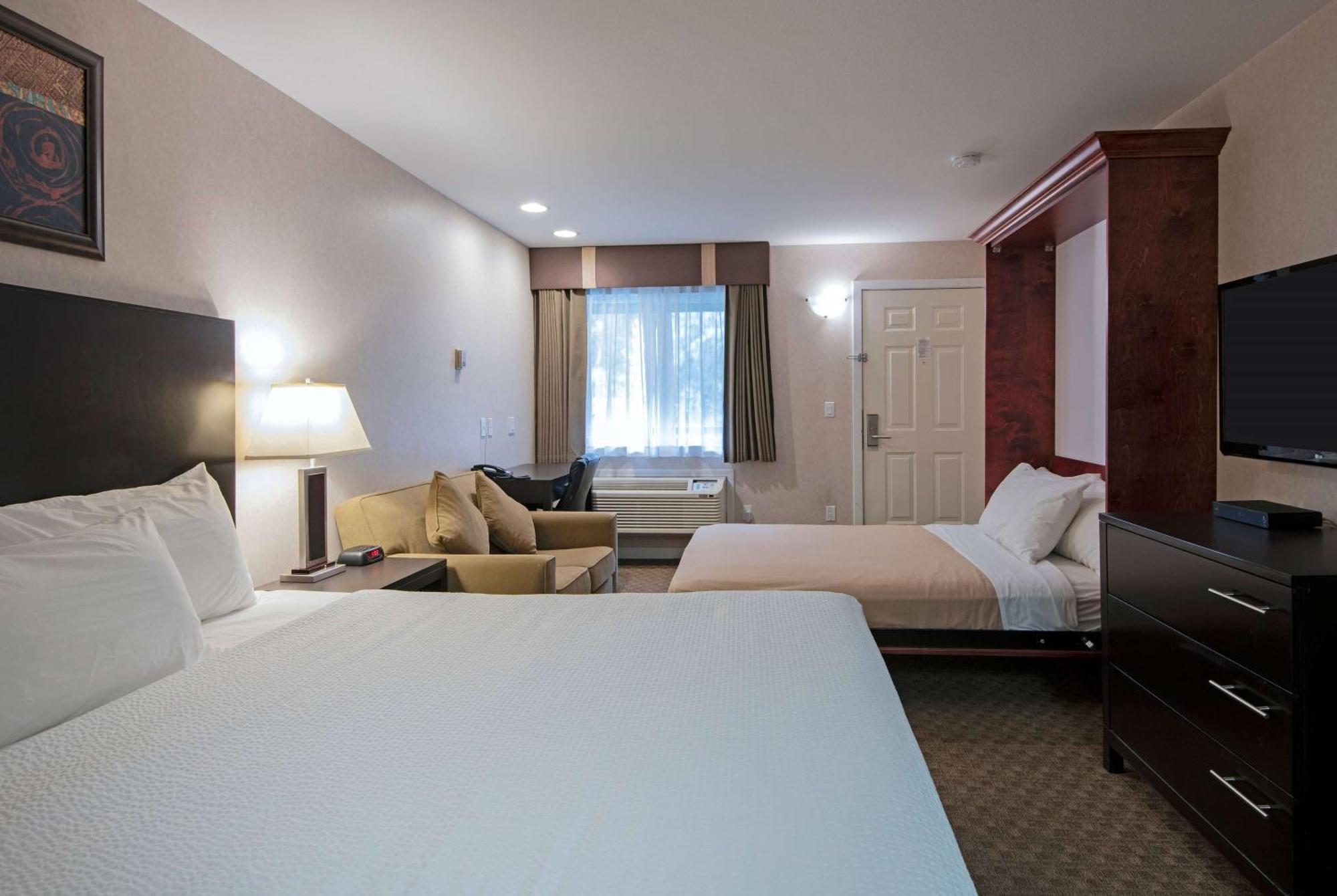 Travelodge By Wyndham Kamloops Mountview Buitenkant foto