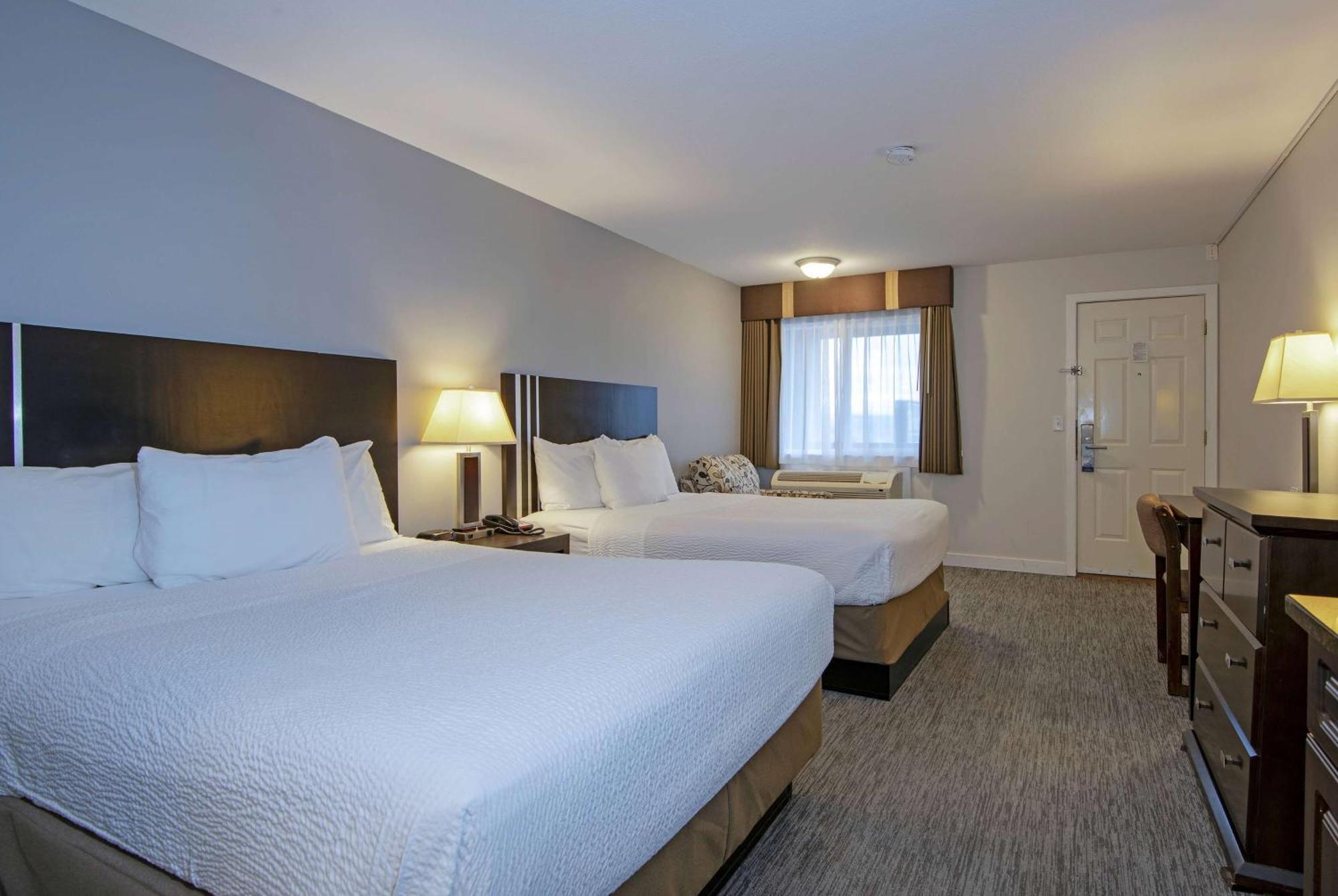 Travelodge By Wyndham Kamloops Mountview Buitenkant foto
