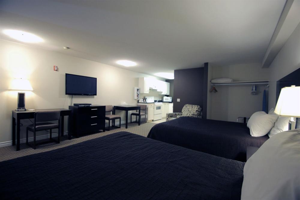 Travelodge By Wyndham Kamloops Mountview Buitenkant foto